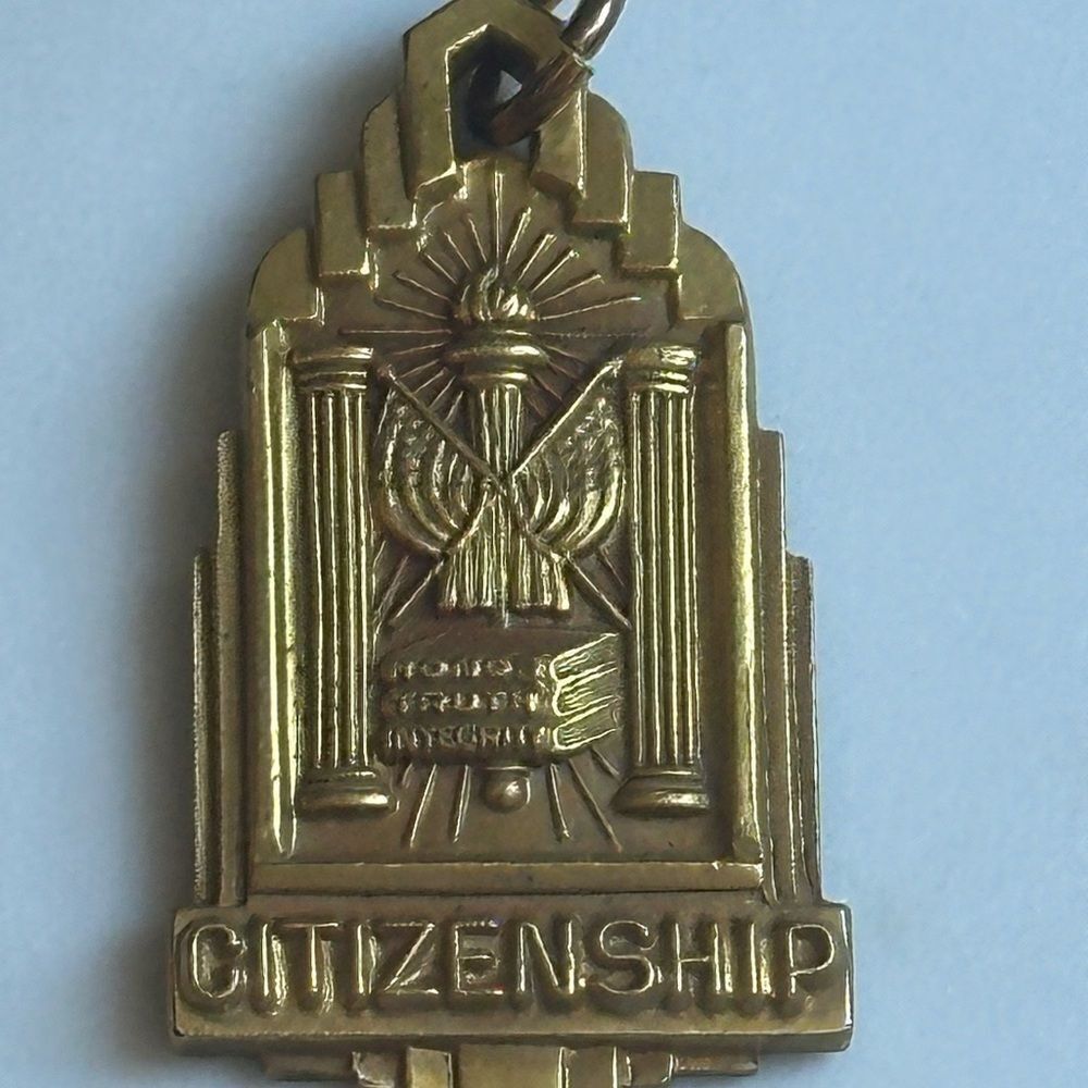 Vintage‎ Gold Citizenship Award Medal Charm Pendant Herff Jones